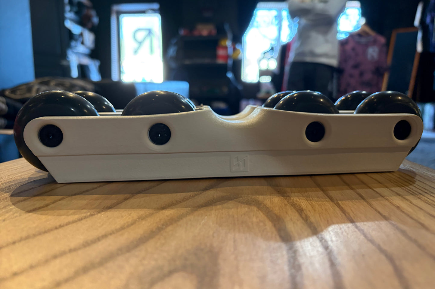 KIZER: Fluid V Complete- Small