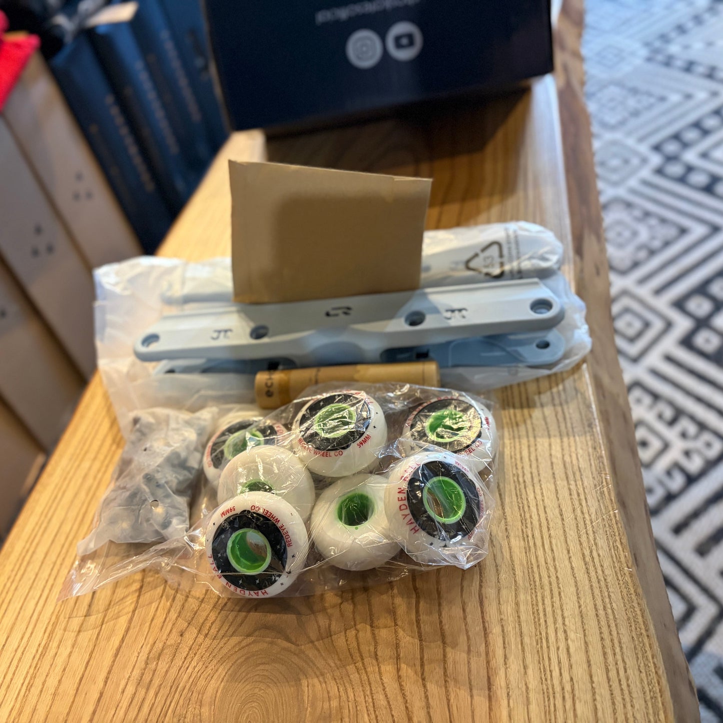 IQON: AG60 Flat Frame/ Echo Hayden Ball Pro Set-278mm