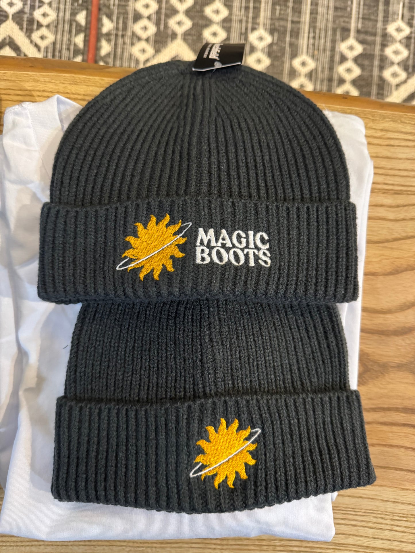 MAGIC BOOTS: Logo Beanies